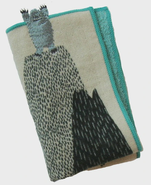MoritaMiw | Towel Handkerchief | Yeti