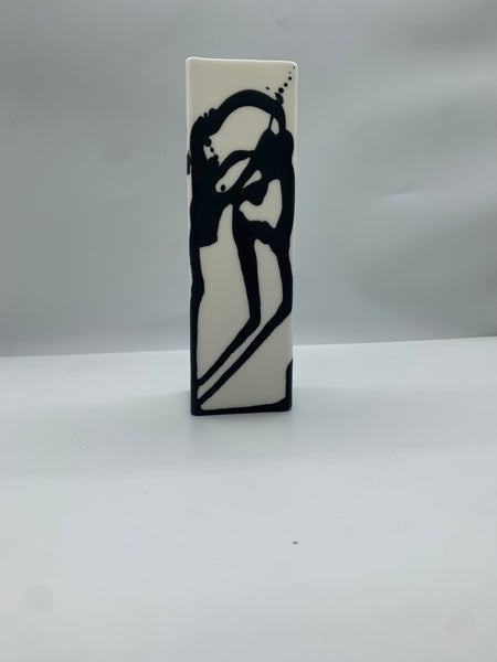 Linda Marr | Tall 4 Sided | Black/White