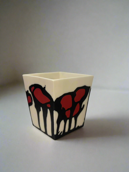 Linda Marr | Trapezium Medium | Red/Black